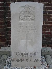 Nil St. Vincent (St. Martin) Churchyard - Finch, Herbert Cecil