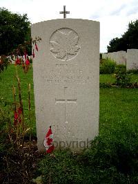 Beny Sur Mer Canadian War Cemetery - White, William Cyril