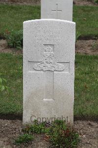 Hanover War Cemetery - Abbott, Bartholomew