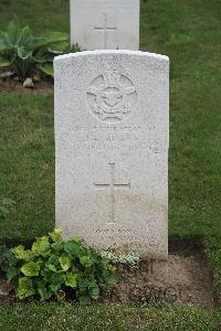 Hanover War Cemetery - Adams, John Alfred