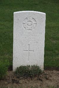 Hanover War Cemetery - Adkison, Thomas James