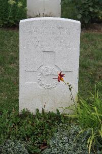 Hanover War Cemetery - Fuggle, Reginald