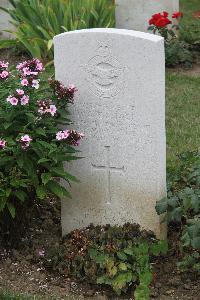 Hanover War Cemetery - Gamage, Walter George