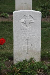 Hanover War Cemetery - Reid, Alexander