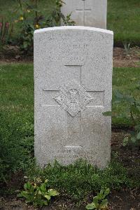 Hanover War Cemetery - Wilkie, George