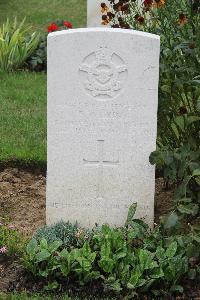 Hanover War Cemetery - Wilkins, Edward