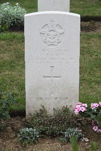 Hanover War Cemetery - Wilkins, John Selwyn