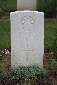 Hanover War Cemetery - Wilkins, Thomas Newnham White