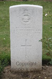 Hanover War Cemetery - Wilkinson, Douglas Arthur Clarence