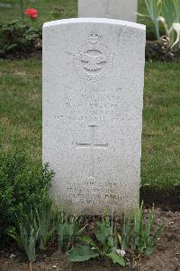 Hanover War Cemetery - Williams, Arthur Raymond