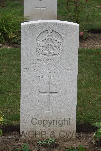Hanover War Cemetery - Williams, Herbert Stanley