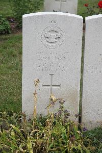 Hanover War Cemetery - Williams, Leo