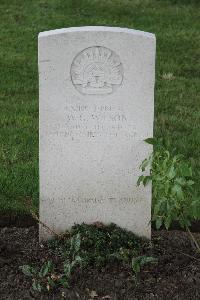 Hanover War Cemetery - Wilson, William Gerald