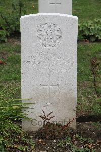 Hanover War Cemetery - Woodhouse, Horace H.