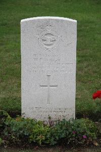 Hanover War Cemetery - Wright, William Edward