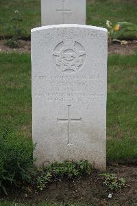 Hanover War Cemetery - Yackison, Frank