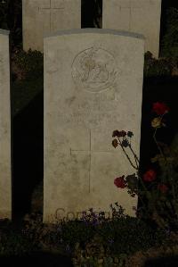 Caterpillar Valley Cemetery Longueval - Allen, C B