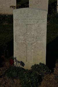 Caterpillar Valley Cemetery Longueval - Davey, Alexander