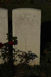 Caterpillar Valley Cemetery Longueval - Doull, A