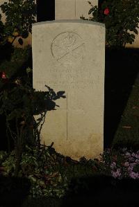 Caterpillar Valley Cemetery Longueval - Howes, N