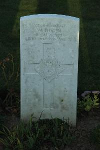 Caterpillar Valley Cemetery Longueval - Niven, William