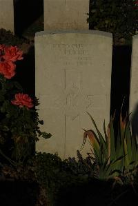 Caterpillar Valley Cemetery Longueval - Petrie, J