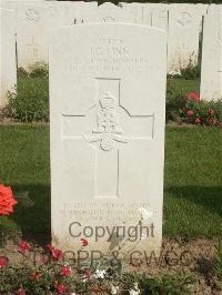 Bayeux War Cemetery - Linn, John Charles