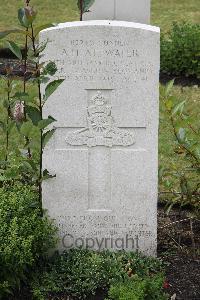 Becklingen War Cemetery - Attwater, Albert Henry