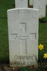 Point-Du-Jour Military Cemetery Athies - Dickinson, Hubert John