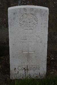Douglas Cemetery (Isle Of Man) - Cawson, Gustave