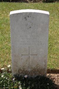 Norfolk Cemetery Becordel-Becourt - White, W