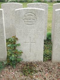 Bethune Town Cemetery - Adams, Archibald