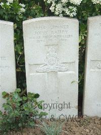 Bethune Town Cemetery - Bailey, John