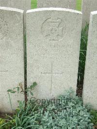 Bethune Town Cemetery - Brown, C W