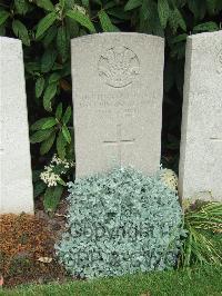 Bethune Town Cemetery - Crichton-Stuart, Lord Ninian Edward