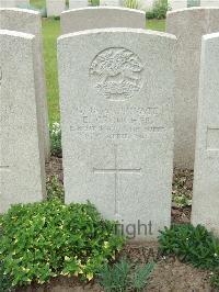 Bethune Town Cemetery - Croucher, Edward