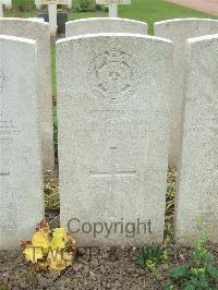Bethune Town Cemetery - Hatfield, Roy Berriman