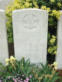 Bethune Town Cemetery - Haughton, Thomas George Leslie