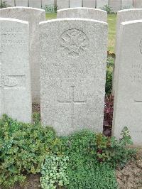 Bethune Town Cemetery - Hawker, J