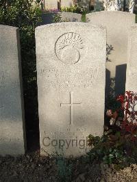Bethune Town Cemetery - Hayward, Charles Morris