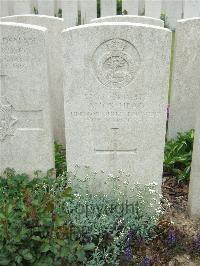 Bethune Town Cemetery - Head, Amos