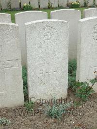Bethune Town Cemetery - Head, H