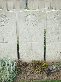 Bethune Town Cemetery - Head, J