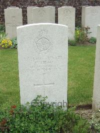 Bethune Town Cemetery - Head, J