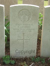 Bethune Town Cemetery - Heaney, P