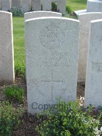 Bethune Town Cemetery - Heath, Reginald Stuart