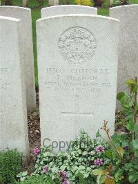 Bethune Town Cemetery - Heenan, P