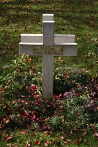 Bethune Town Cemetery - Heinz, Georges