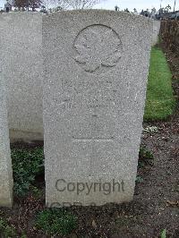 Bethune Town Cemetery - Herst, W