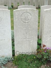 Bethune Town Cemetery - Hewer, H J
